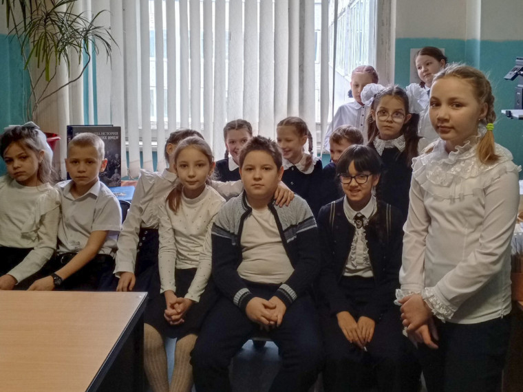 Конкурс чтецов в библиотеке лицея.
